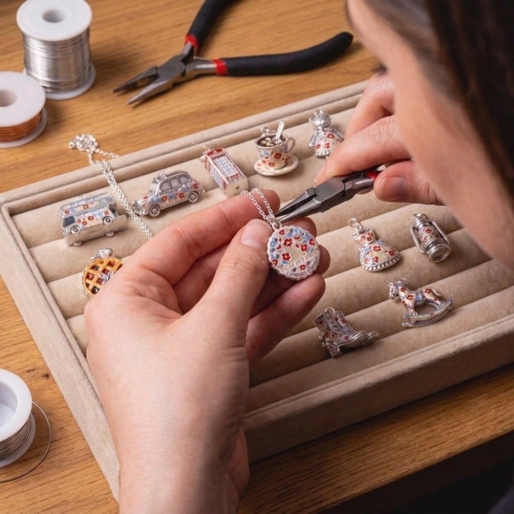 Chic Stainless Steel Cartoon P - Jewelry Making London recension och pris